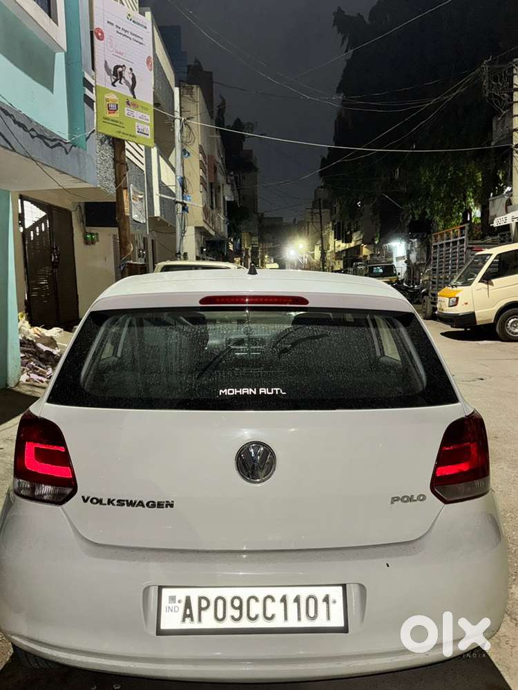 Volkswagen Polo Petrol 2011 Showroom Conditon