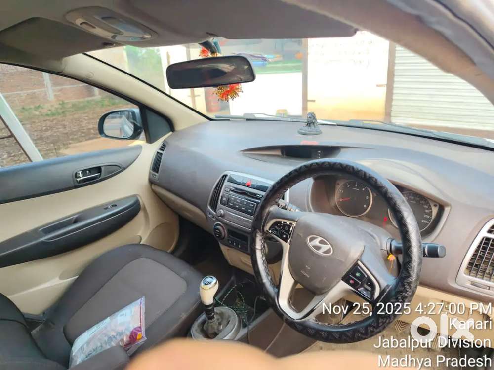 Hyundai I20 2014 Diesel 890100 Km Driven