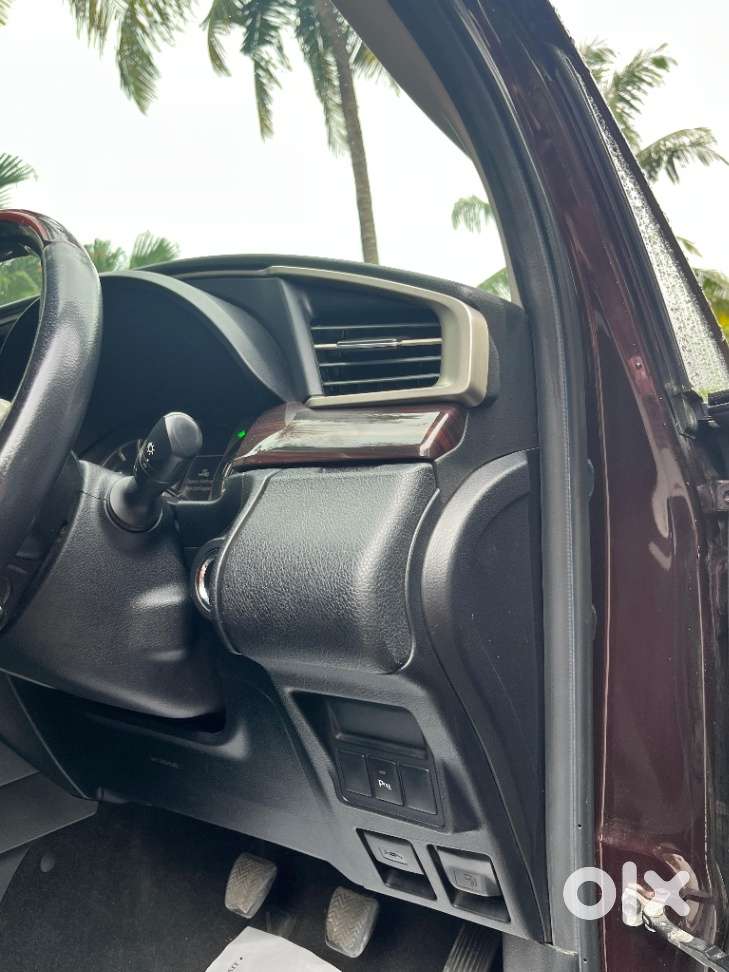 Toyota Innova Crysta 2.4 V 8 Str, 2019, Diesel