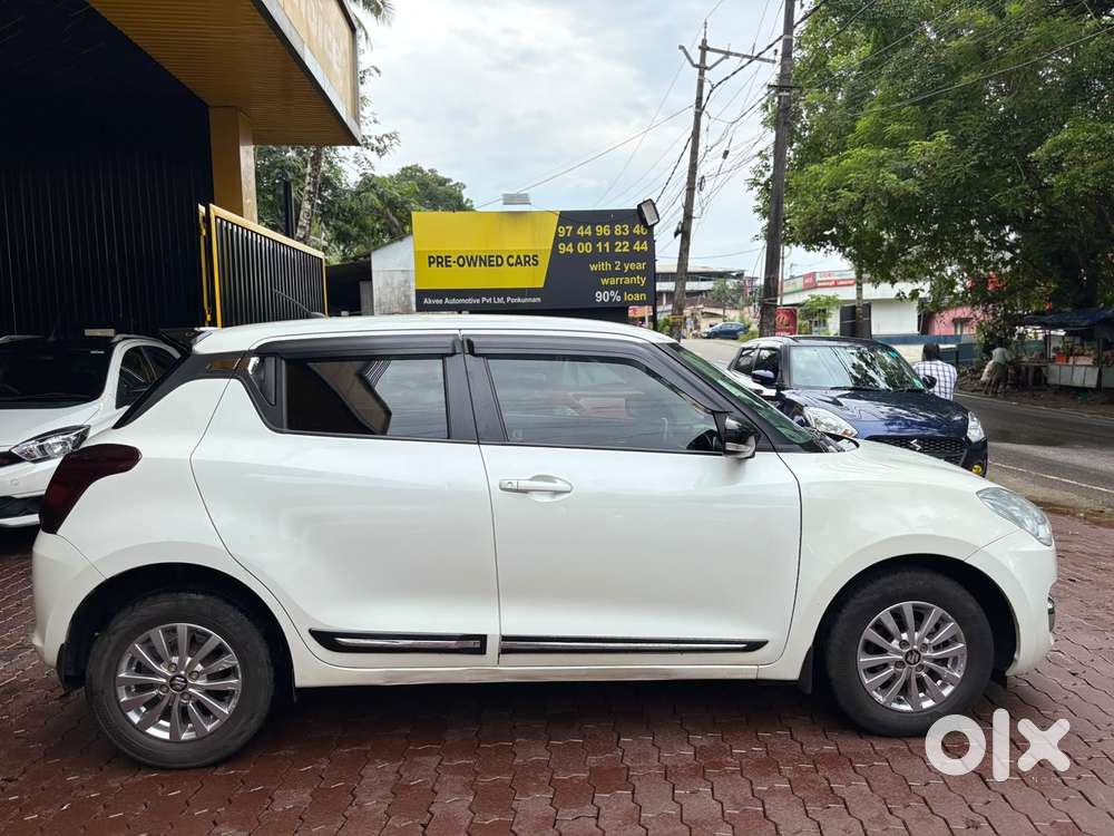 Maruti Suzuki Swift Vxi + Manual, 2019, Petrol