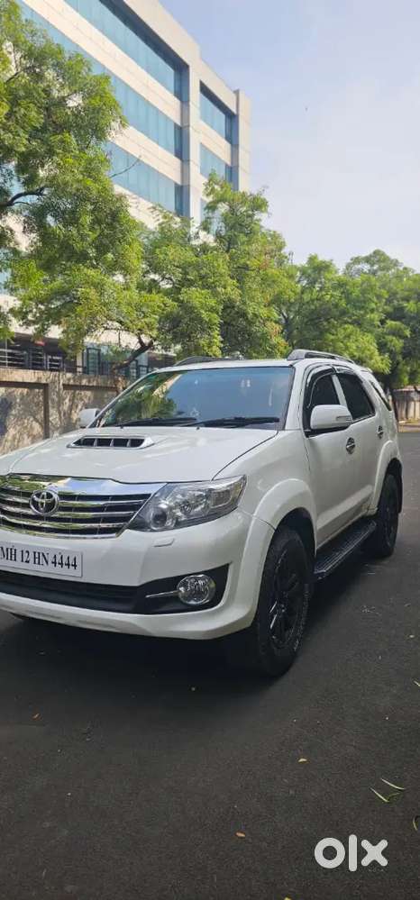 Toyota Fortuner Diesel Manual 2012
