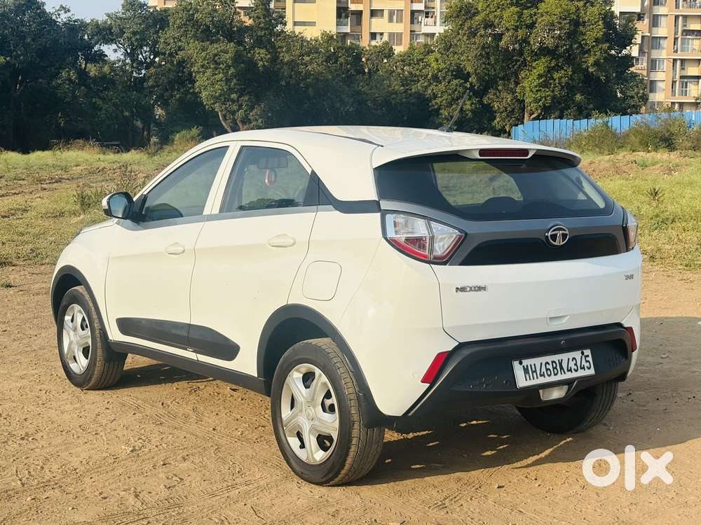 Tata Nexon 1.2 Revotron Xma, 2018, Petrol