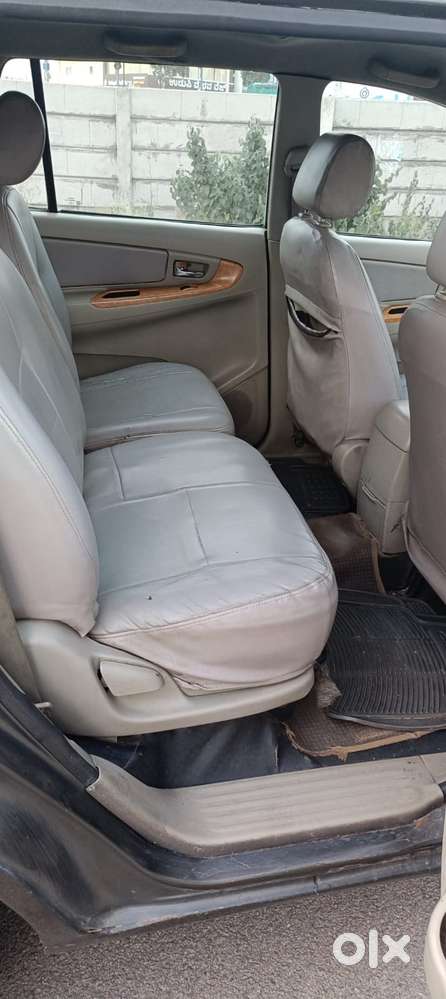 Toyota Innova 2.5 V 7 Str, 2009, Diesel
