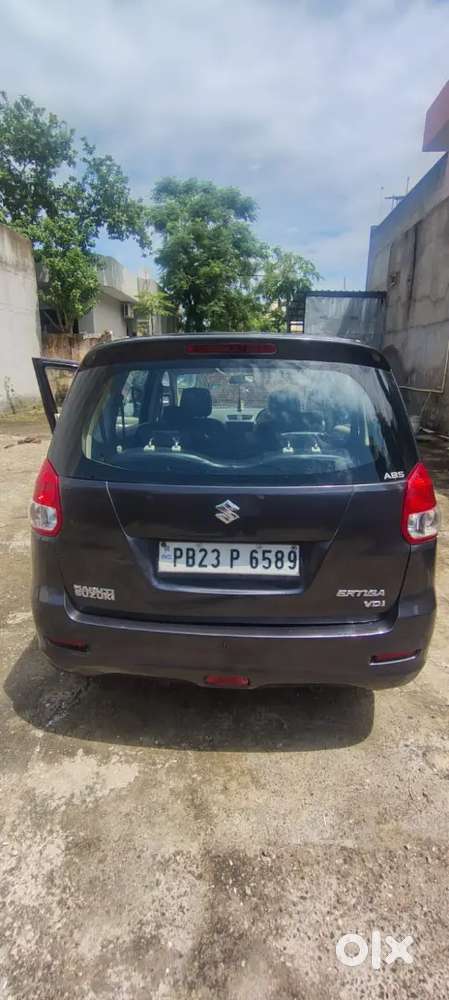 Maruti Suzuki Ertiga Vdi 2013