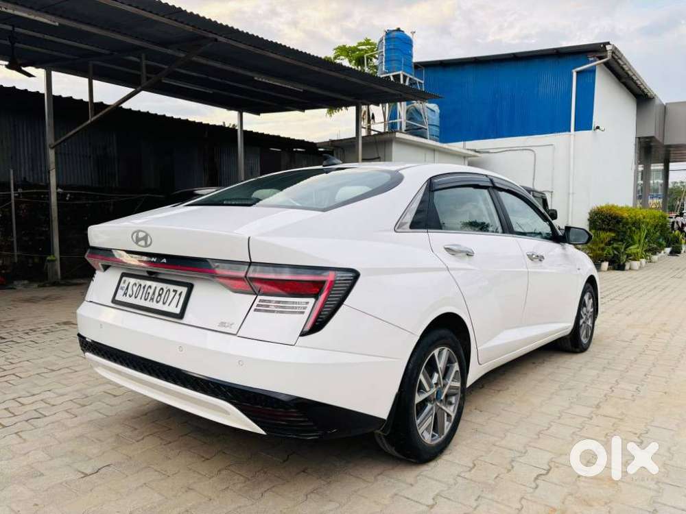 Hyundai Verna 1.5 Sx (o) Vtvt Ivt, 2024, Petrol