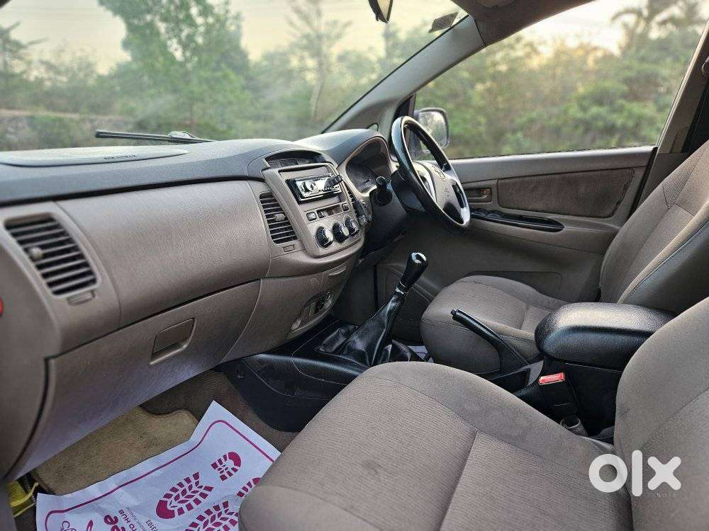Toyota Innova 2.5 G (diesel) 7 Seater, 2016, Diesel