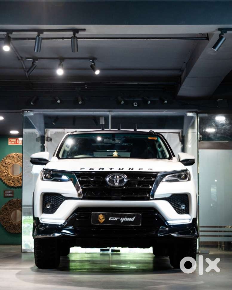 Toyota Fortuner Leader Edition (at), 2025, Diesel