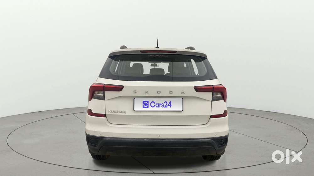 Skoda Kushaq 1.0 Tsi Active, 2022, Petrol