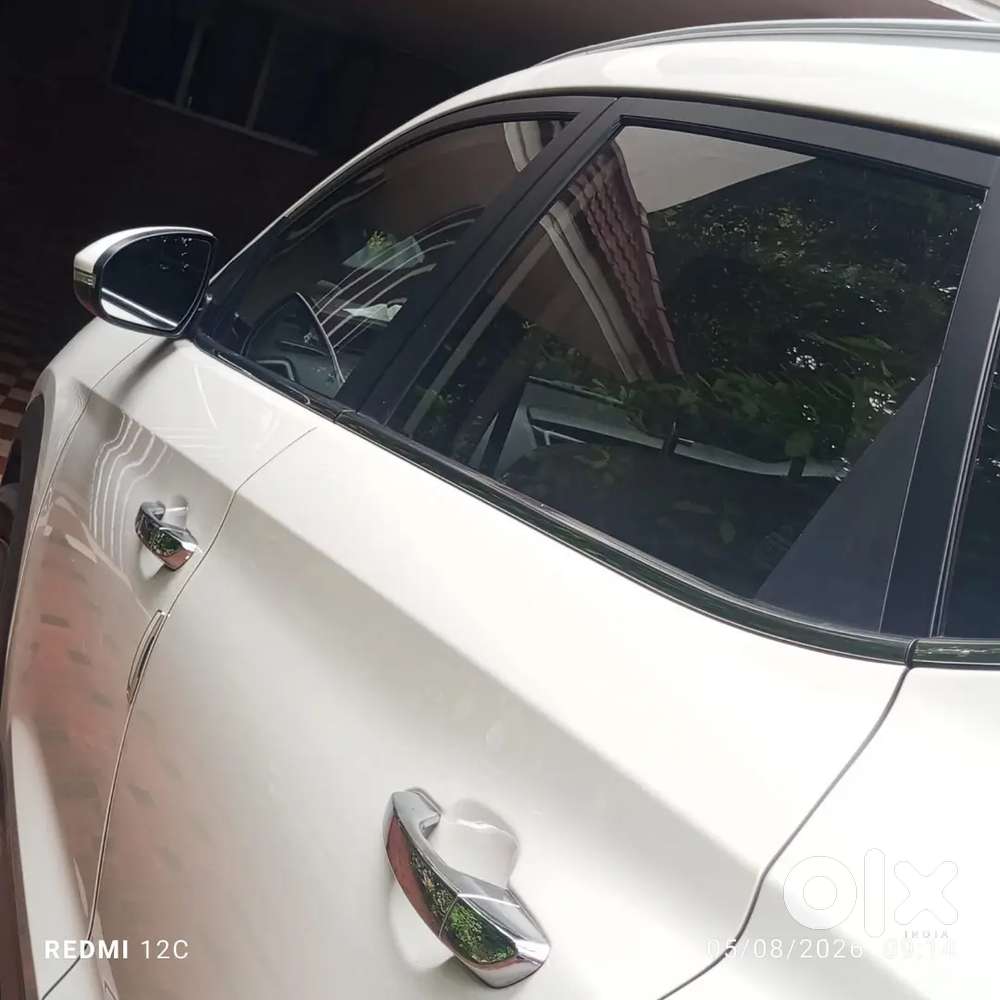 Hyundai Tucson Gls 2wd 2017 Recently Done Service And All Four Tyres C
