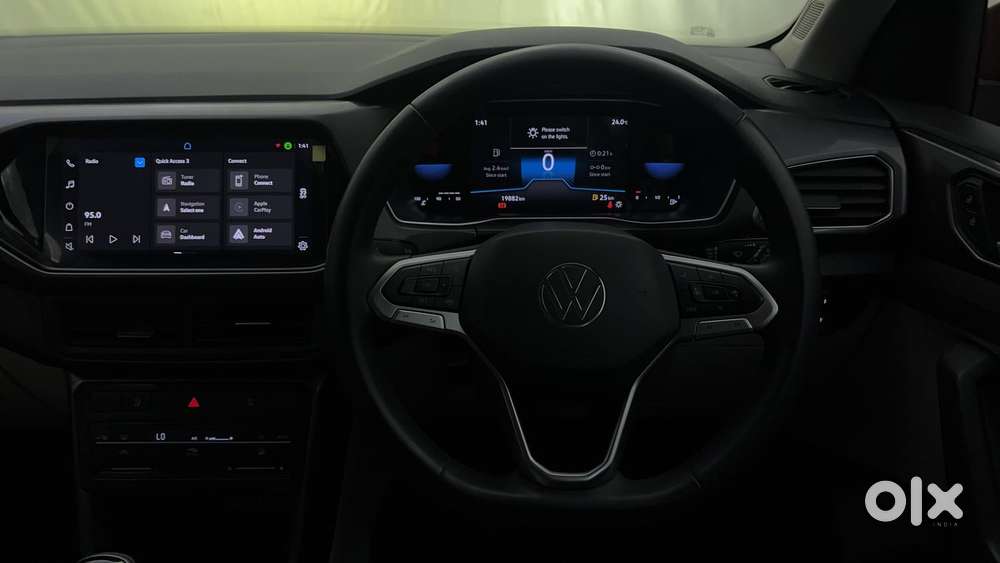 Volkswagen Taigun Topline 1.0 Tsi At (electric Seats), 2022, Petrol