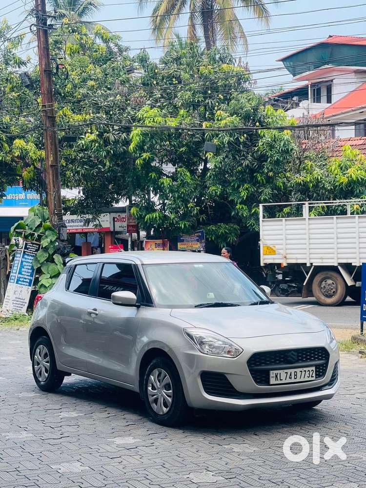 Maruti Suzuki Swift Vxi Optional, 2020, Petrol