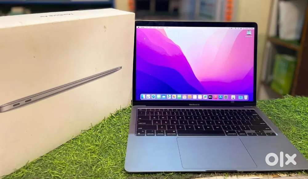 MACBOOK AIR M1 CHIP 2020 8GB RAM 512GB SSD WITH ALL ACCESSORIES