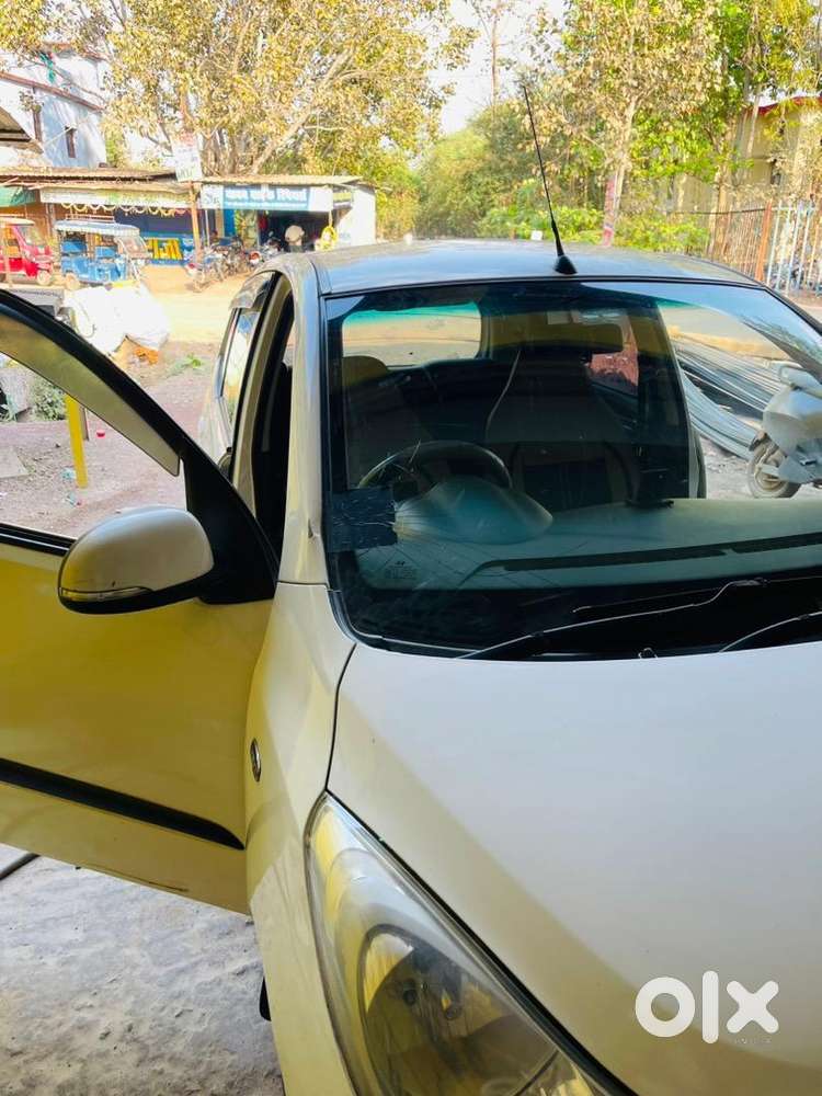 Hyundai I10 2013 Petrol Well Maintained