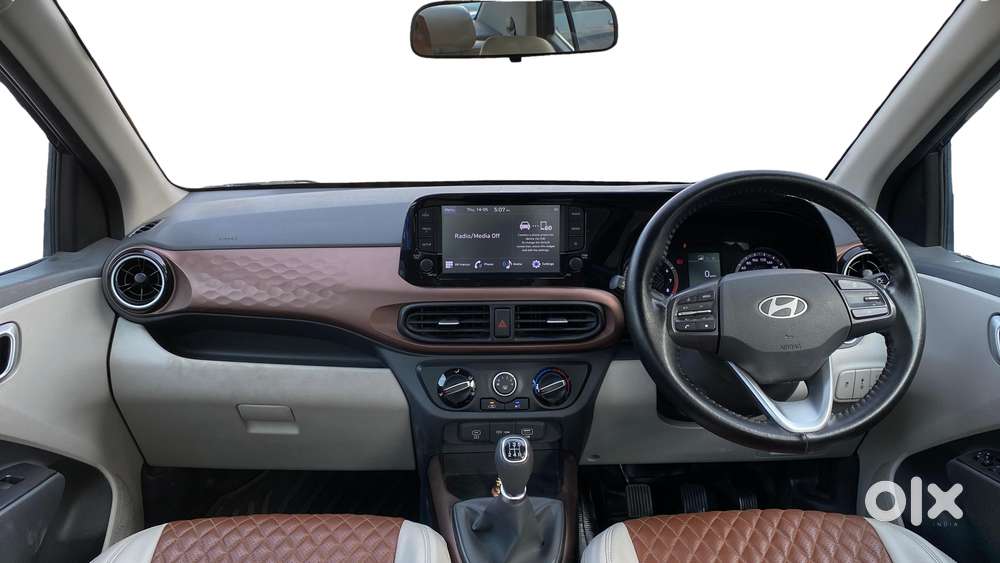 Hyundai Aura 1.2 Sx Cng, 2024, Cng & Hybrids