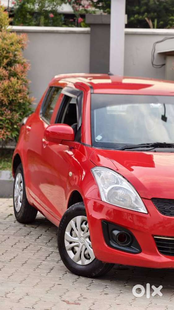 Maruti Suzuki Swift 1.2 Lxi (o), 2017, Petrol