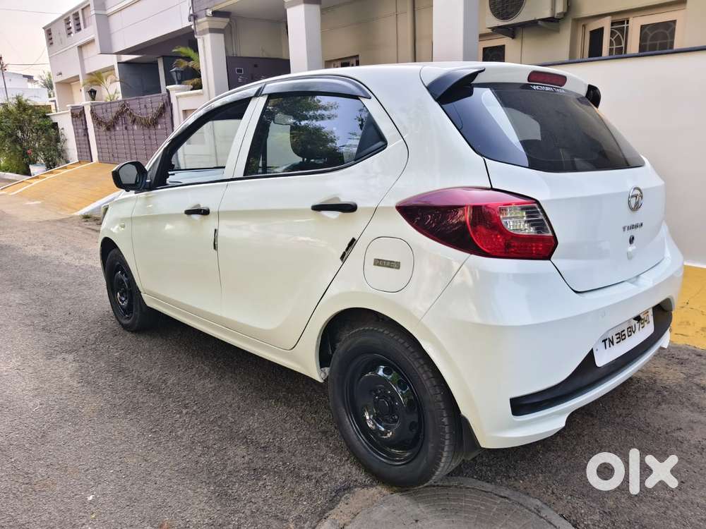 Tata Tiago 1.05 Revotorq Xe, 2022, Petrol