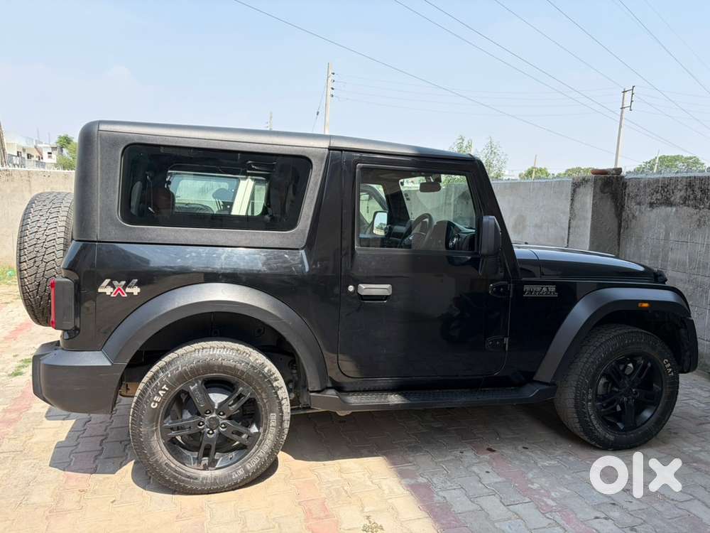 Mahindra Thar Petrol 2022