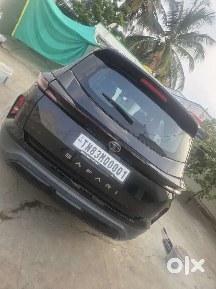 Tata Safari