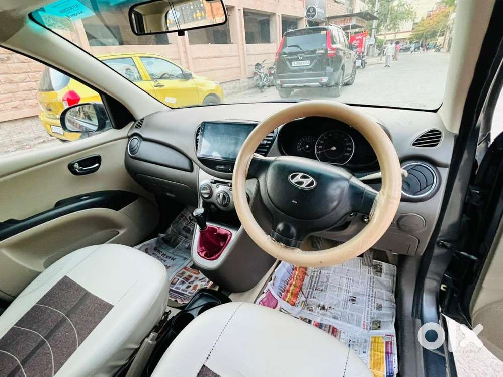Hyundai Petrol +cng Showroom Condition