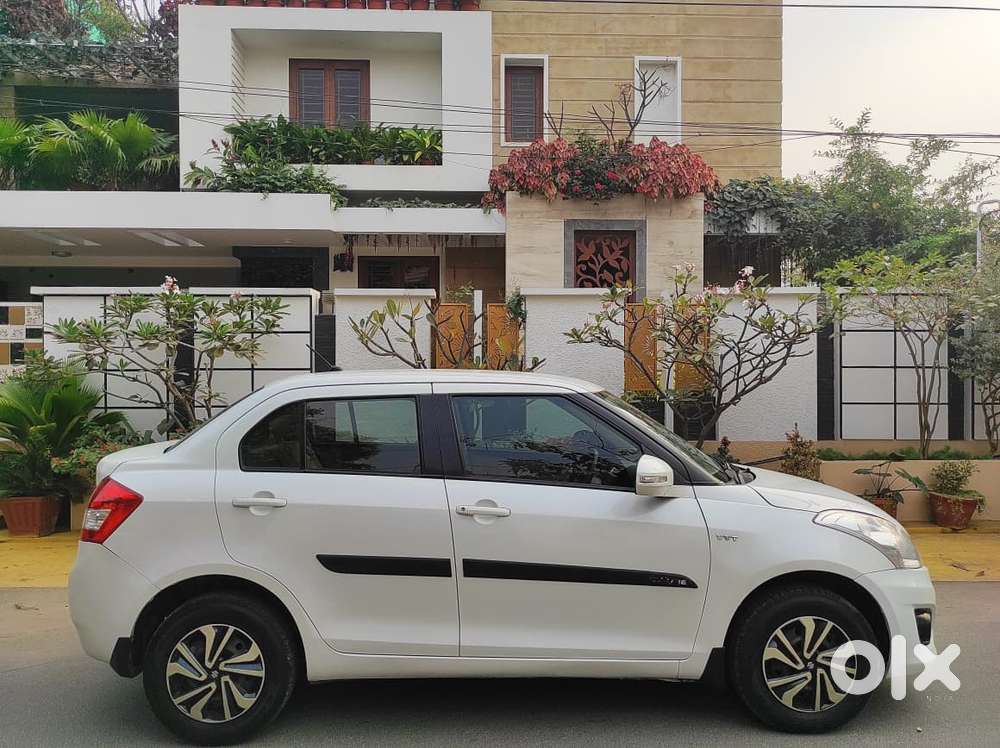 Maruti Suzuki Swift Dzire 1.2 Vxi Bsiv, 2013, Petrol