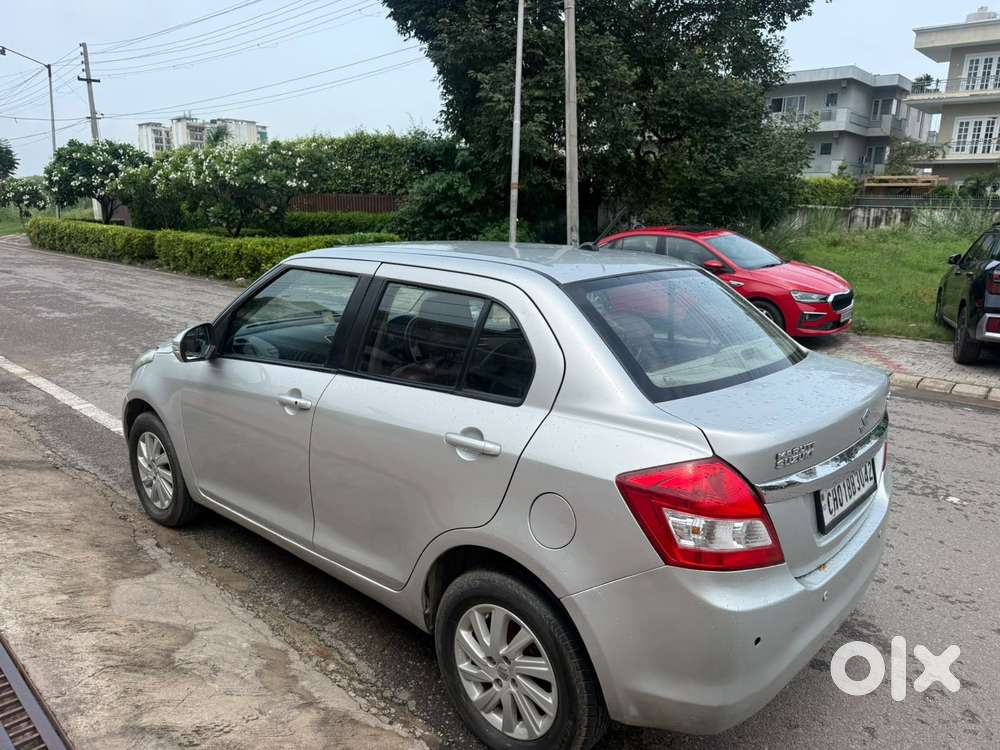 Maruti Suzuki Swift Dzire Zxi + Mt, 2015, Petrol