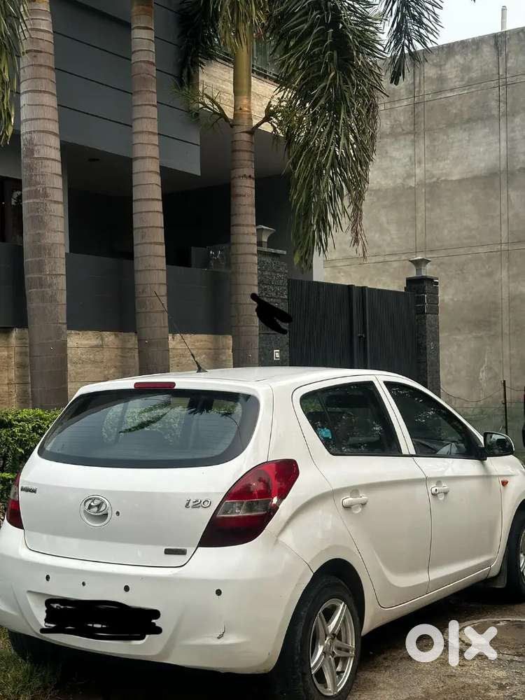 Hyundai I20 2011 Petrol Well Maintained