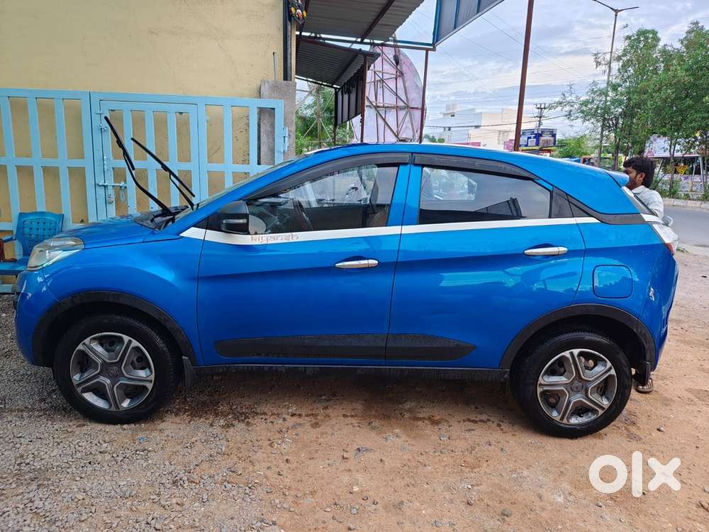 Tata Nexon Petrol 2018