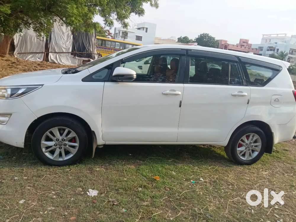 Toyota Innova Crysta 2019