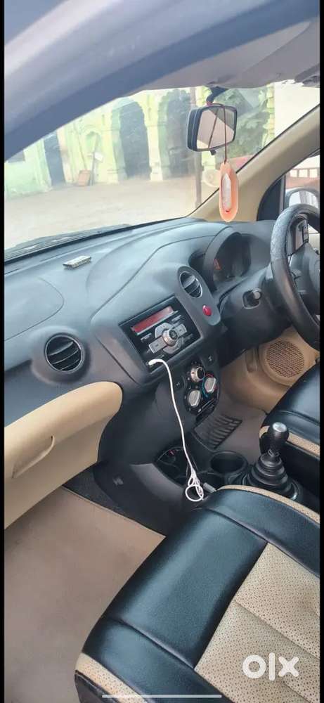 Honda Brio 2014 Petrol Well Maintained