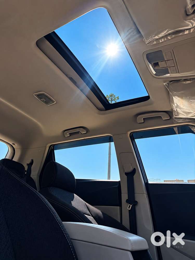 Mahindra Xuv300 W4, 2023, Petrol