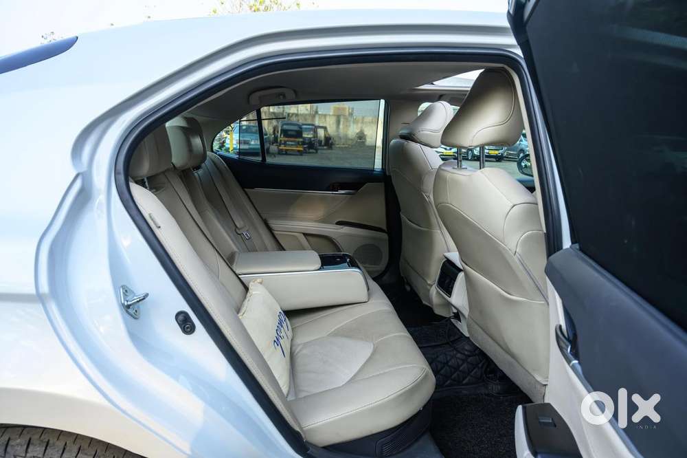 Toyota Camry 2.5 Hybrid, 2024, Petrol