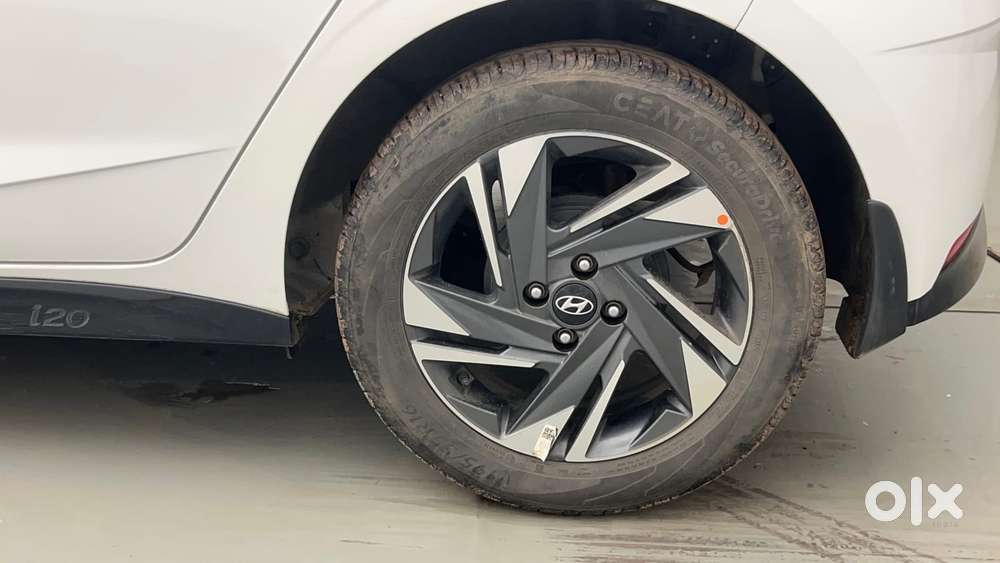 Hyundai New I20 1.2 Asta (o) Mt, 2022, Petrol