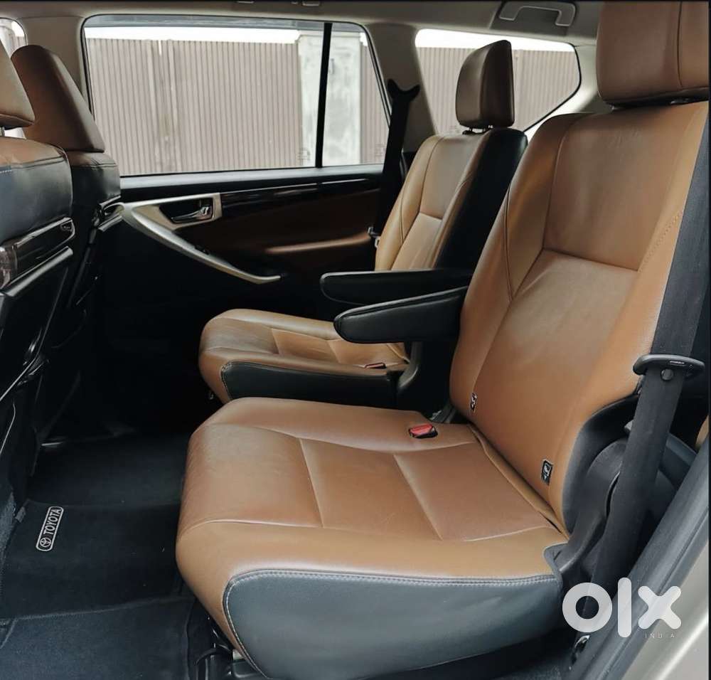 Toyota Innova Crysta [2020-ongoing] 2.7 Zx At 7 Str, 2022, Petrol