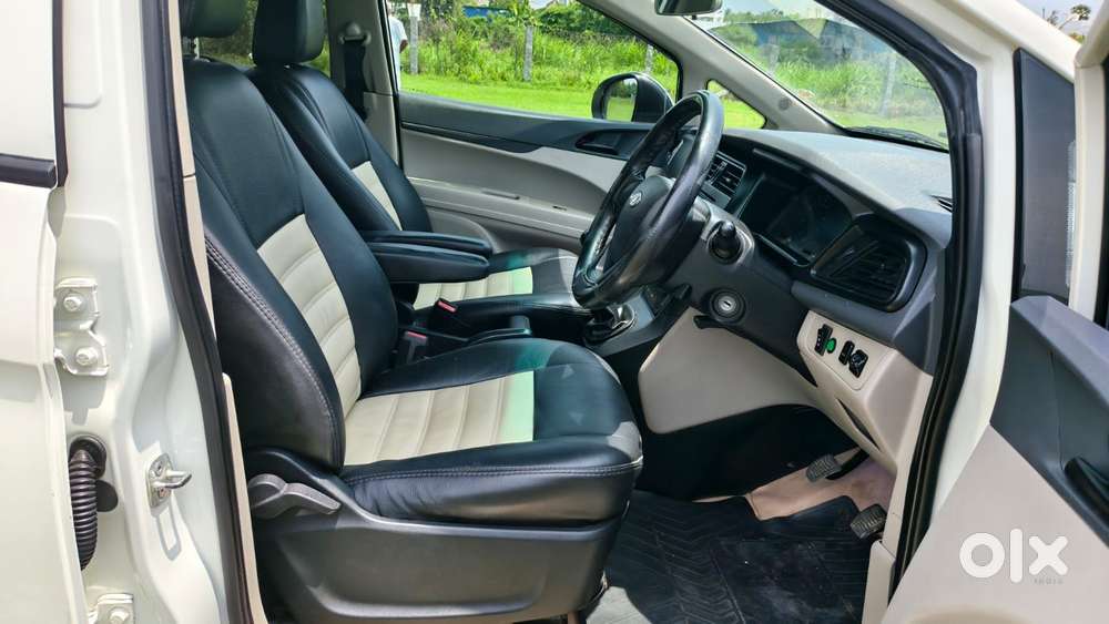 Mahindra Marazzo M2 8str, 2019, Diesel