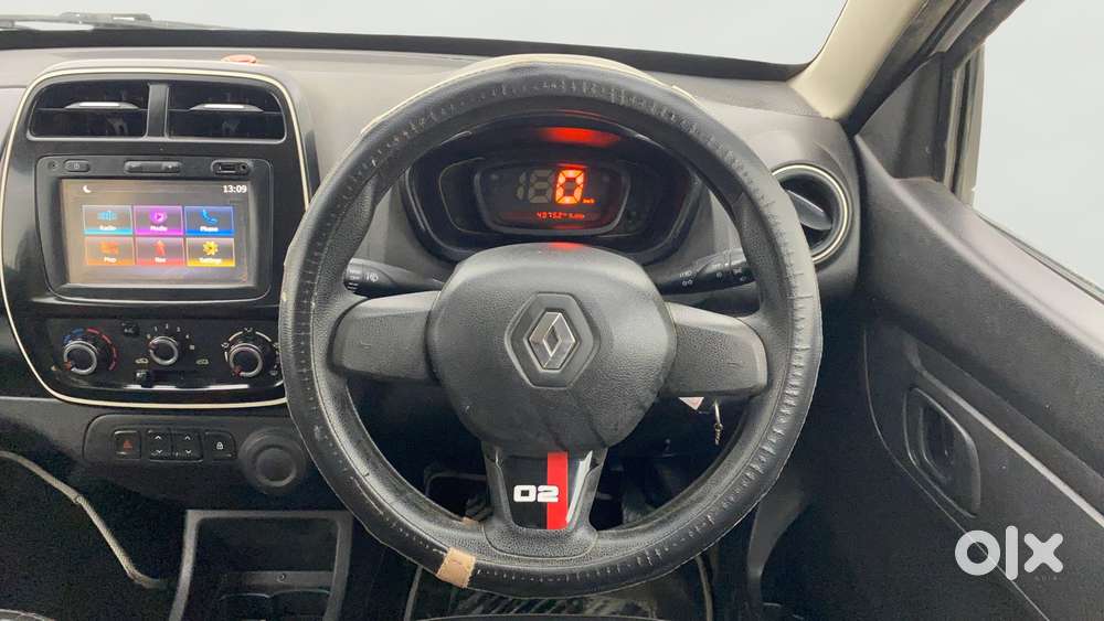 Renault Kwid 1.0 Rxt 02 Anniversary Edition, 2017, Petrol