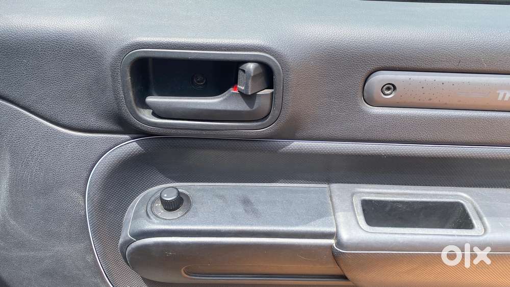 Mahindra Thar Lx Hard Top Petrol At Rwd, 2023, Petrol