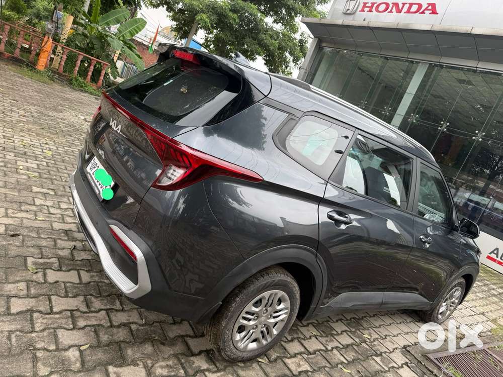 Kia Carens 1.4 Prestige 7 Str, 2024, Petrol