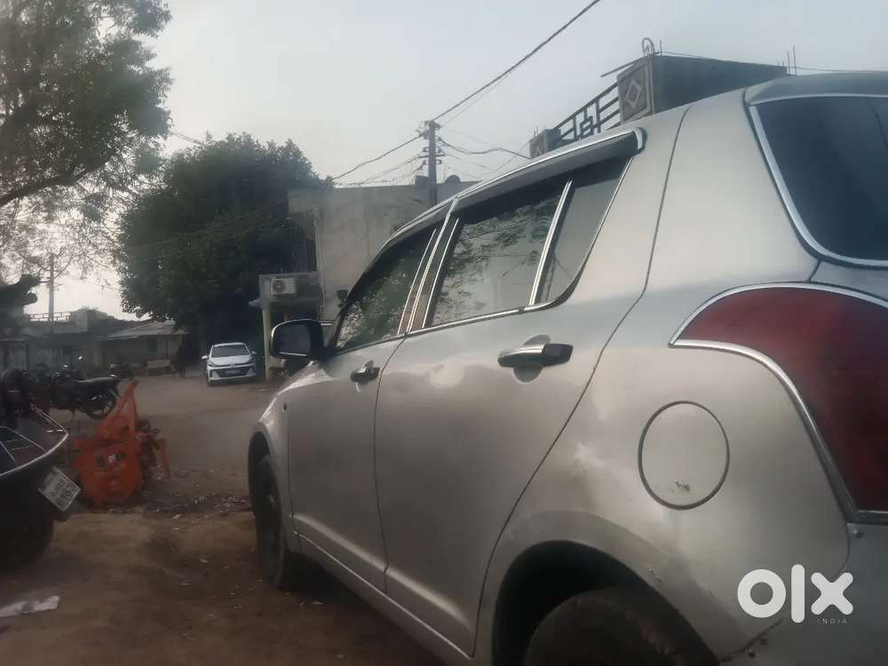 Maruti Suzuki Swift 160000