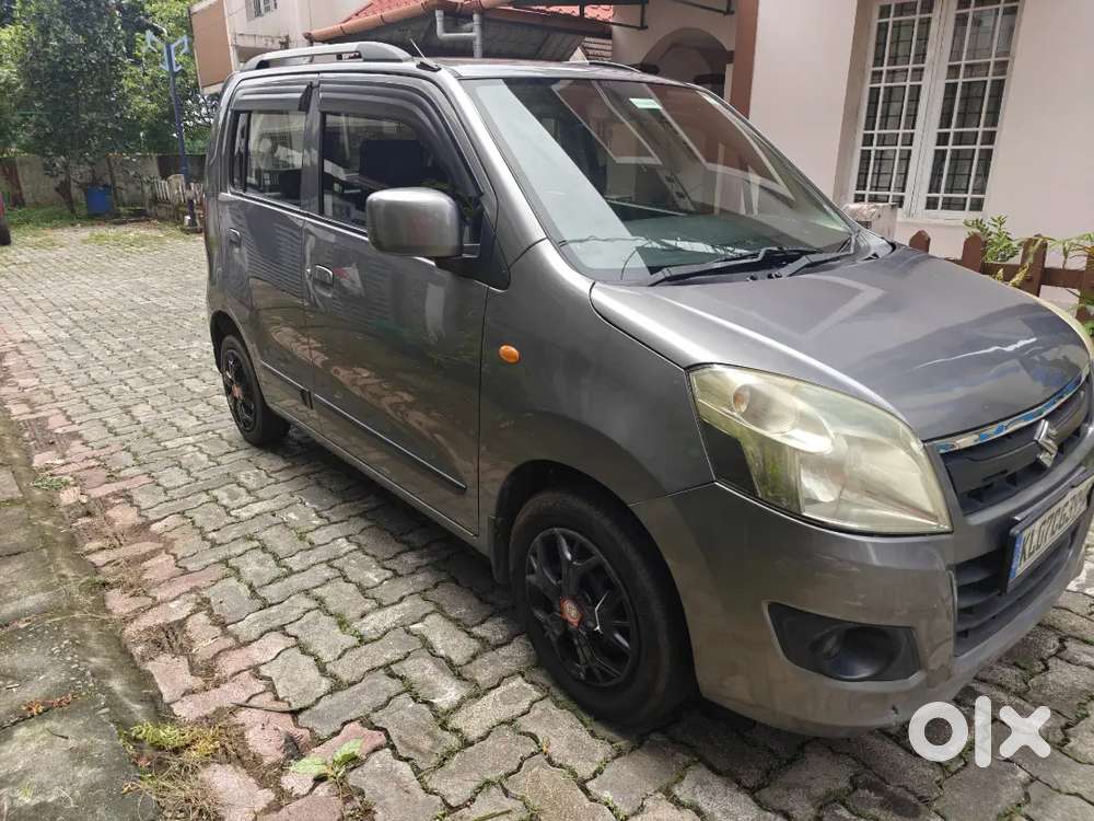Maruti Suzuki Wagon R 2016 Vxi Automatic Well Maintained