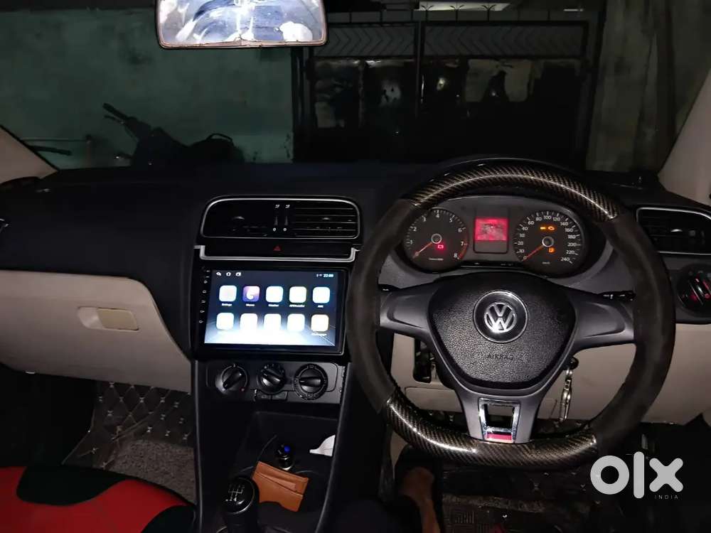 Volkswagen Polo 2012 Year
