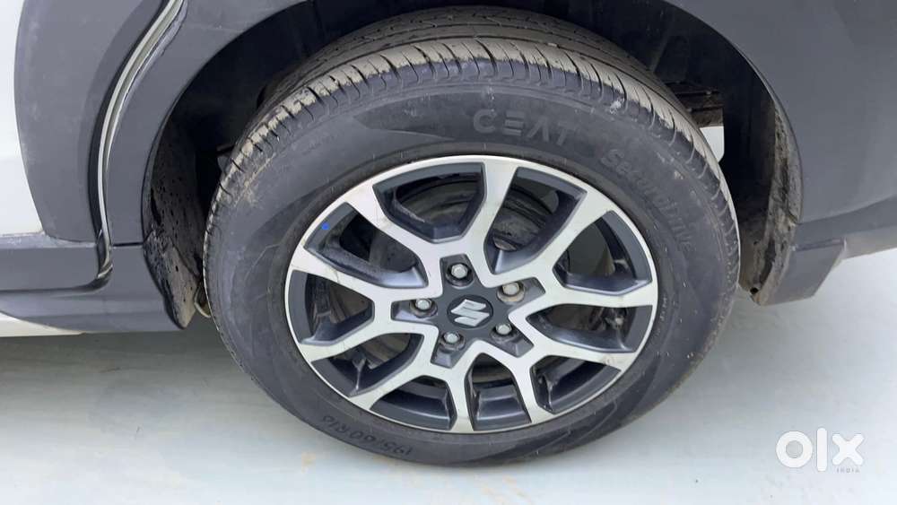 Maruti Suzuki Xl6 1.5 Alpha At, 2022, Petrol