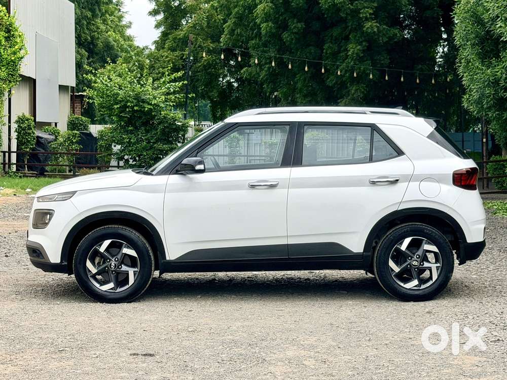 Hyundai Venue 1.0 Sx Plus Turbo Dct Dual Tone, 2021, Petrol