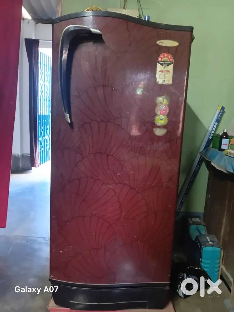 5 star godrej fridge.10 years plus old,all accessories available, supe