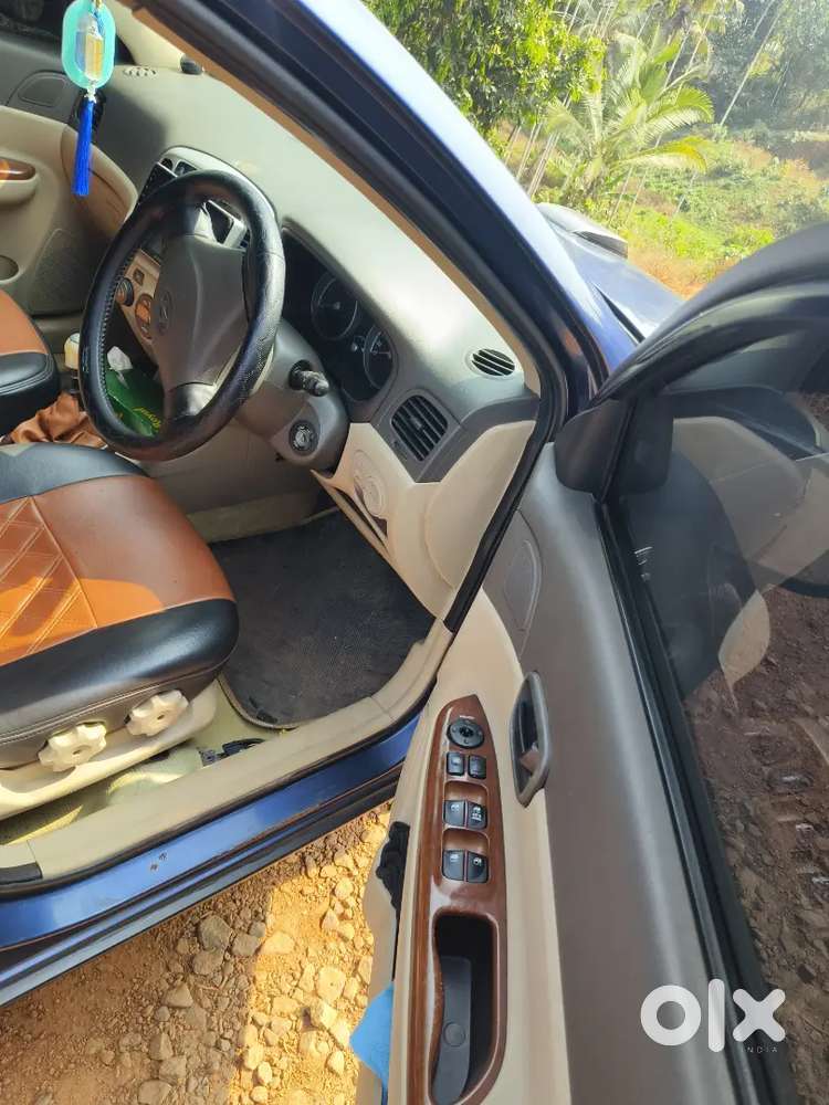 Hyundai Verna 2010 Diesel 140000 Km Driven