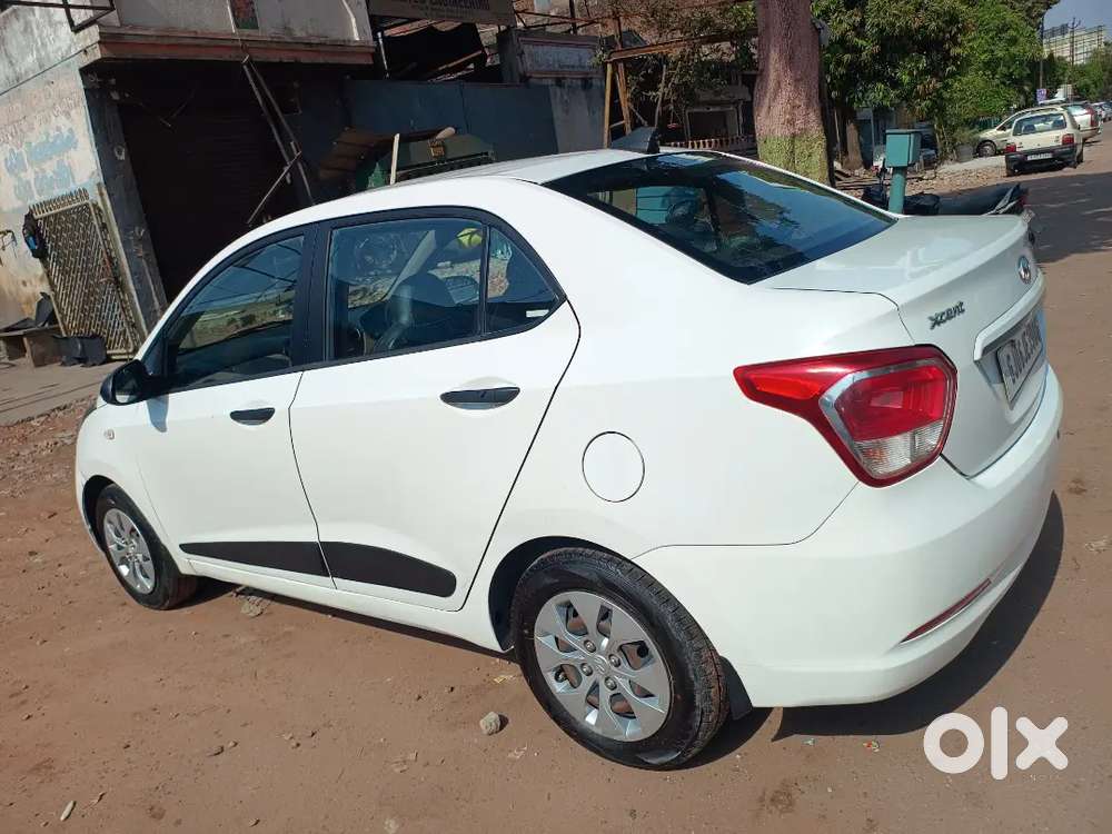 Hyundai Xcent 2015 Cng & Hybrids 139000 Km Driven