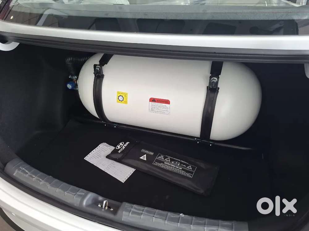 Hyundai Aura 2026 Cng & Hybrids 1500 Km Driven