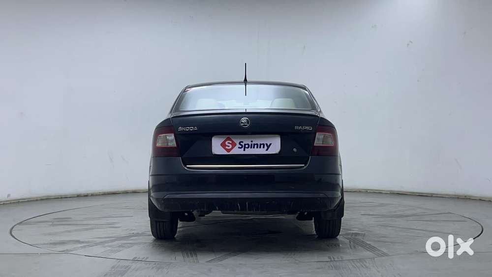 Skoda Rapid 1.0 Style At, 2020, Petrol