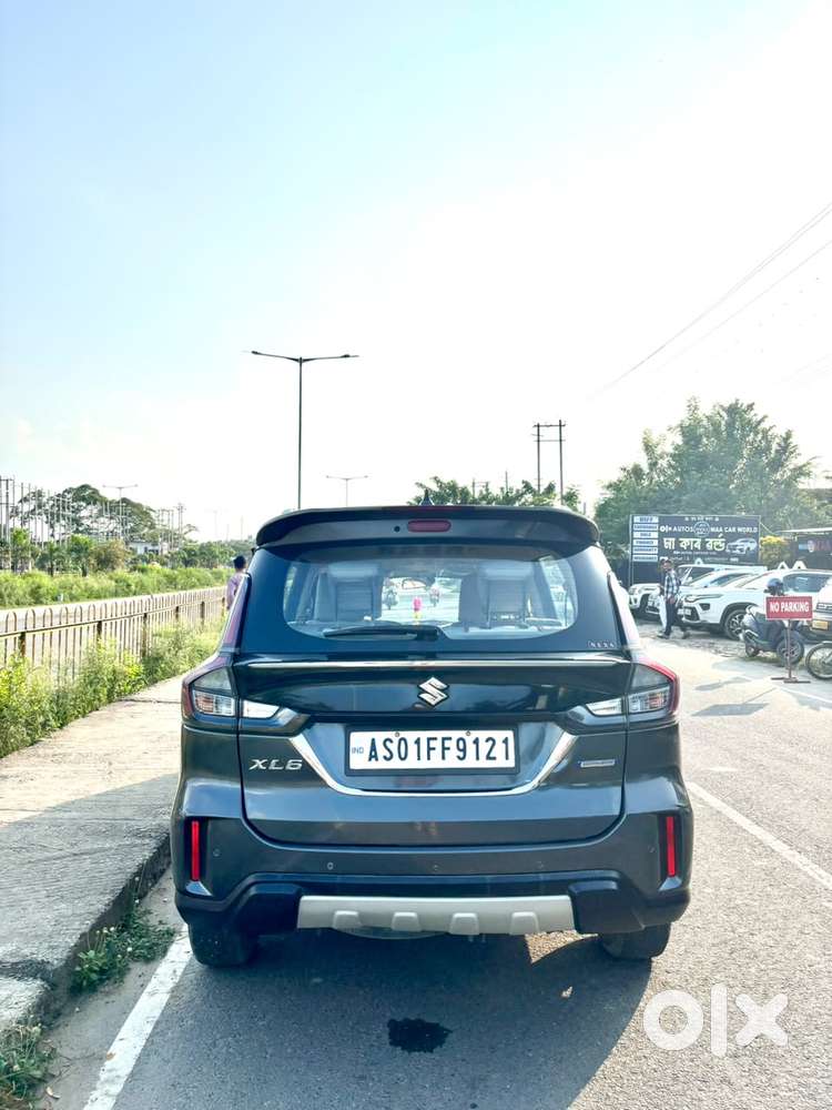 Maruti Suzuki Xl6 1.5 Zeta Mt, 2023, Petrol