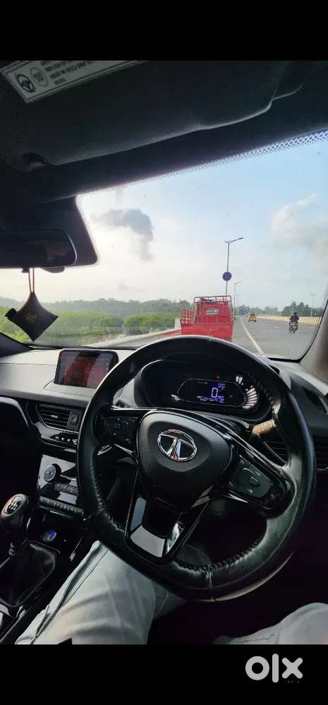 Tata Nexon 2021 Manual Petrol Dark Edition
