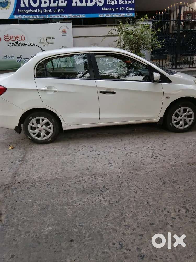 Honda Amaze 2nd Gen 2013 Diesel 70000 Km Driven